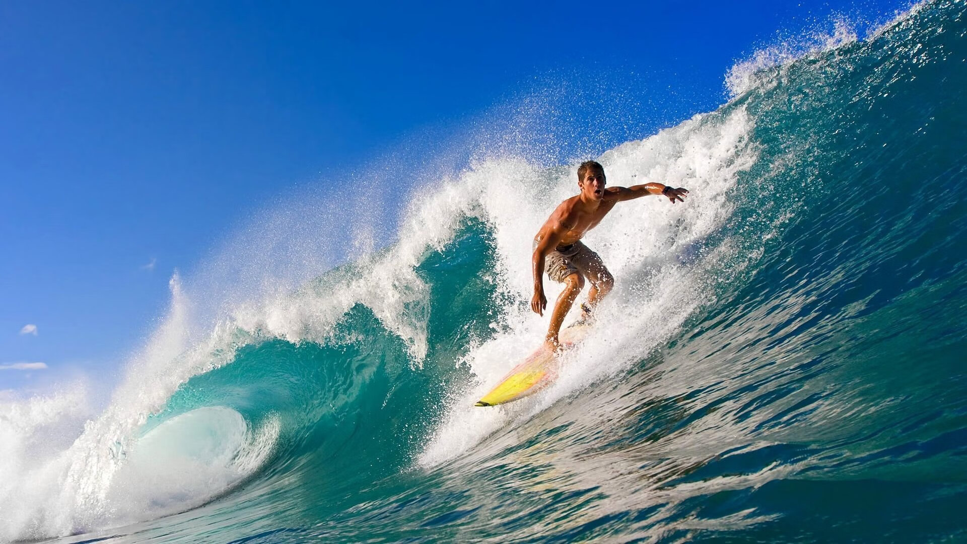 开云权威入口-《跨界IP合作：电竞带动周边娱乐产业繁荣》，跨境电竞